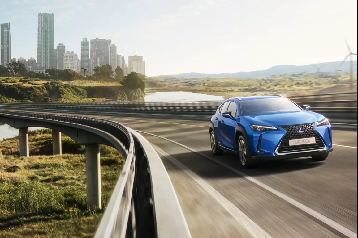 NIEUW Lexus UX Electric